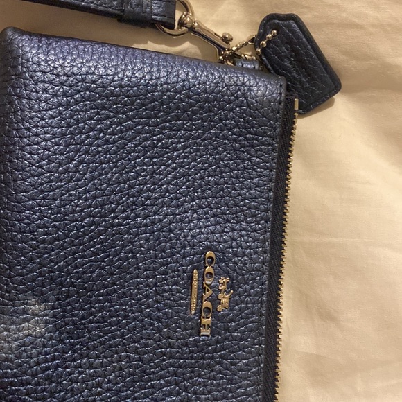 Coach clutch - Picture 2 of 6